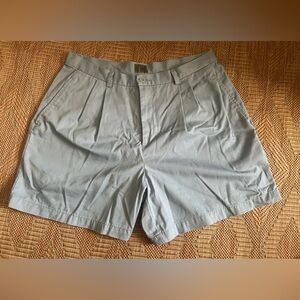 Docker's Women's Original Pleated Light Blue Recode Shorts,Size 12